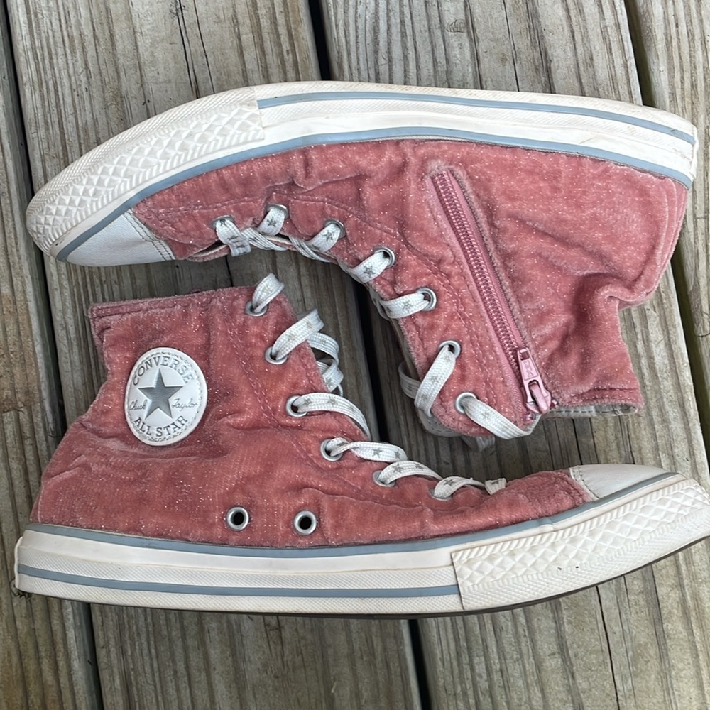 Converse All Star Chuck Taylor High Top Pink, Velvet, Glitter SZ Junior 6